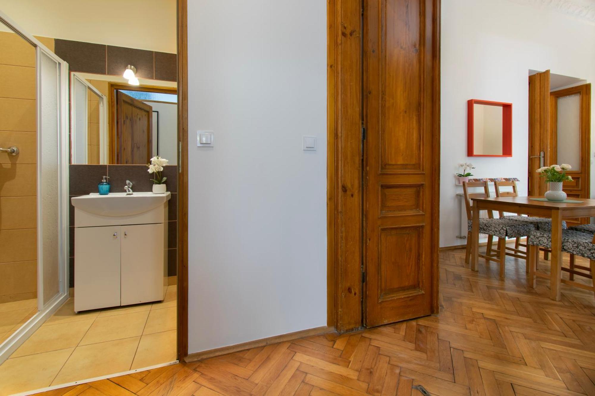 Ground Floor Family Apartment Cracovia Exterior foto